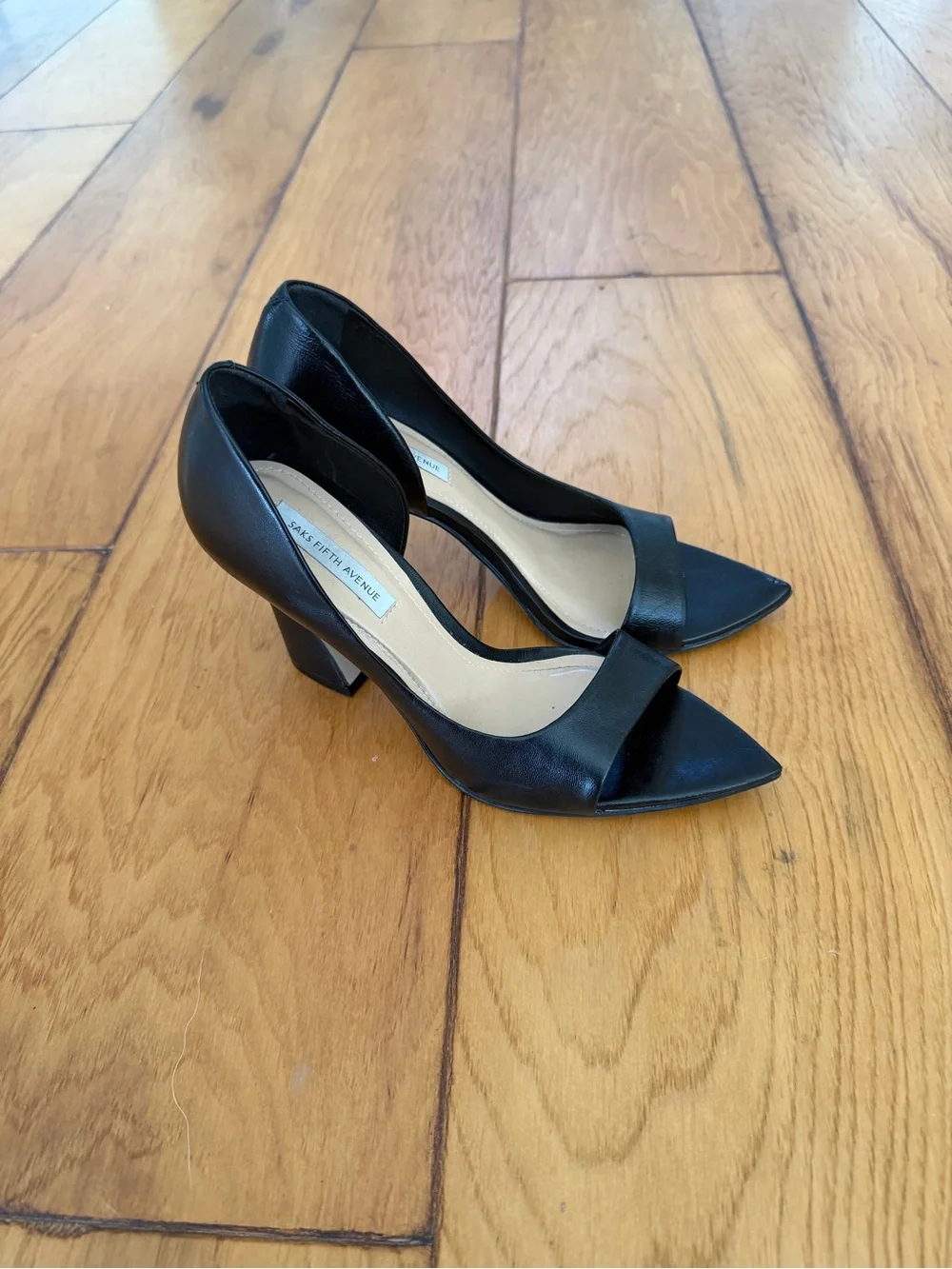 Saks Fifth Avenue D’Orsay Heels size 8